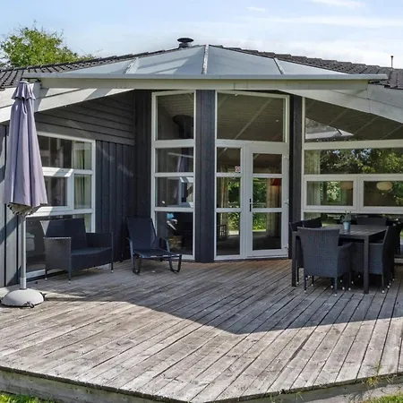 Falka - 300m From The Sea By Interhome *