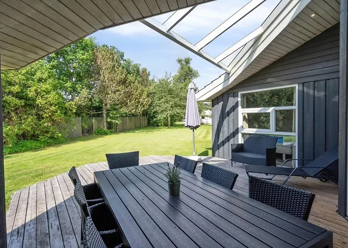 Falka - 300m From The Sea By Interhome